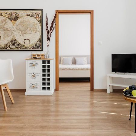 Diamond Residence In Old Town With Free Parking Μπρατισλάβα Εξωτερικό φωτογραφία
